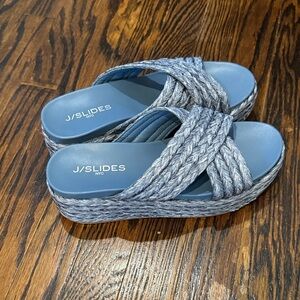 J/SLIDES Women's Blue Braided Sandals like new